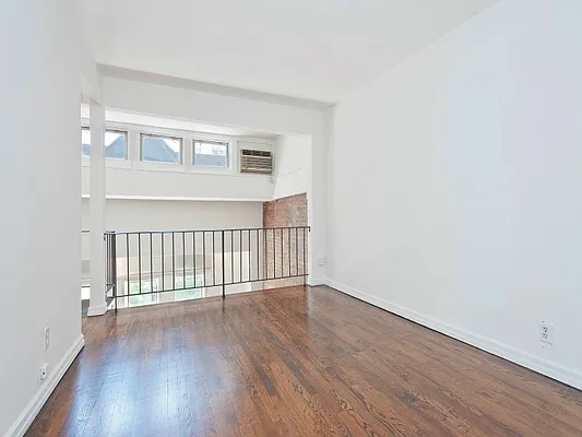 Sold by Sotheby's International Realty | media 4