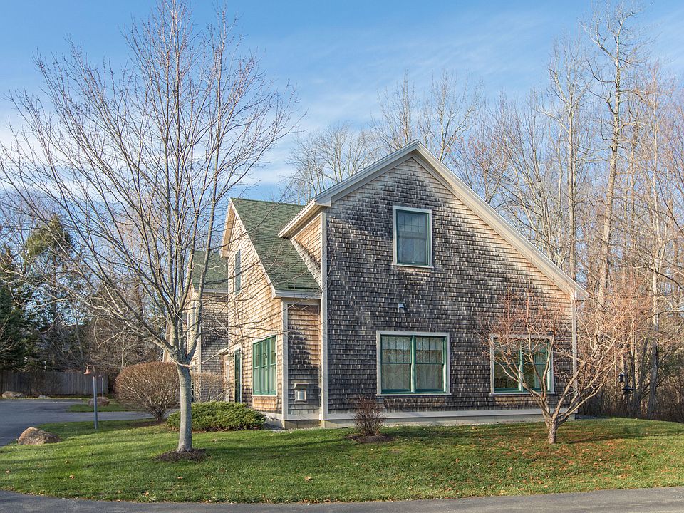 2nd image of 23 Wiltshire Pl #1