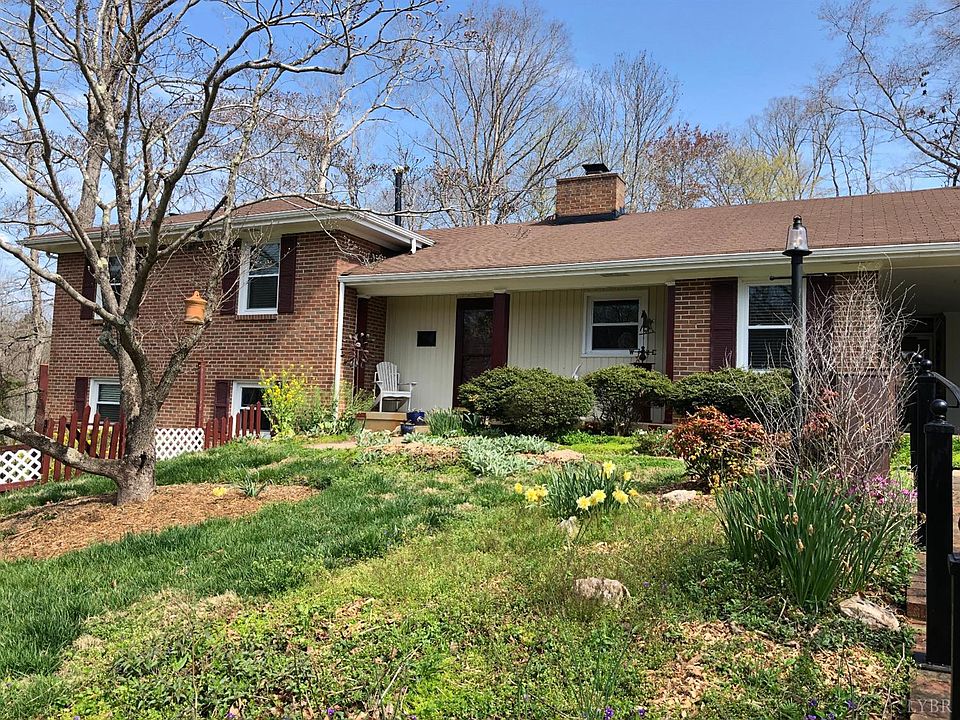 1st image of 3634 E Woodside Ave
