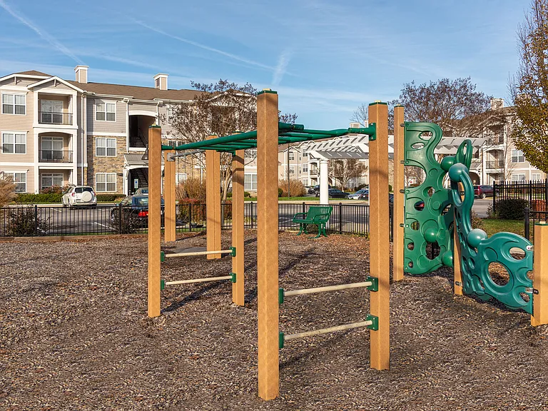 Garden Springs Apartments — Photo 6