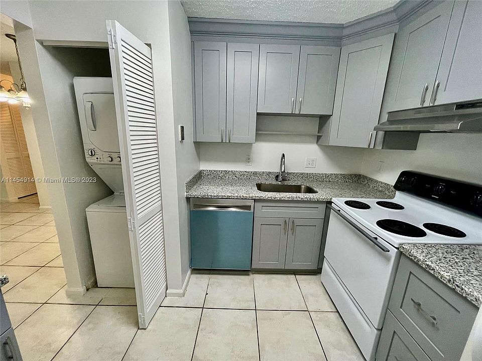 1st image of 10992 Royal Palm Blvd #6-2