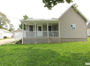 206 S Francis St, Washburn, IL