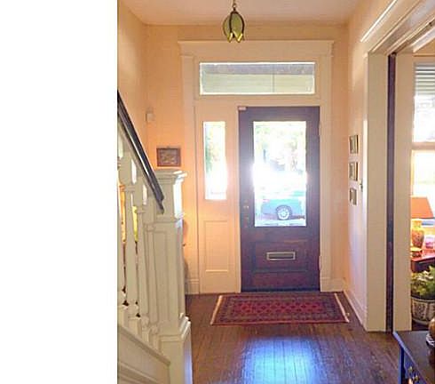 3rd image of 3133 Floyd Ave