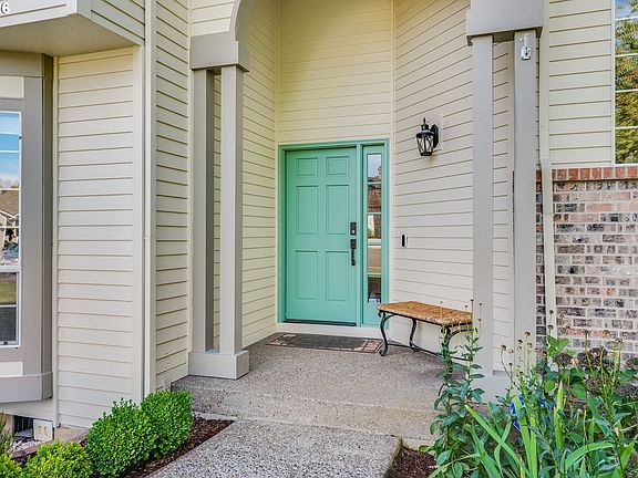 3rd image of 14556 SW Pinot Ct