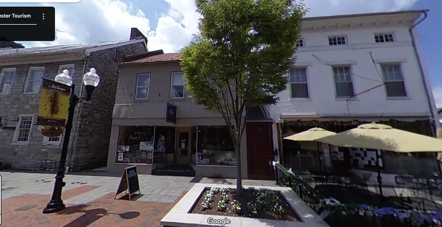 115 S Loudoun St — Photo 1