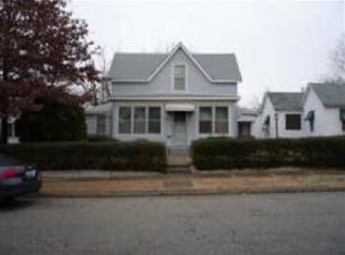 917 W 1st St, Webb City, MO 64870