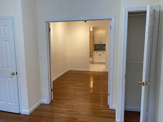 Rented by Akam Sales and Brokerage | media 18