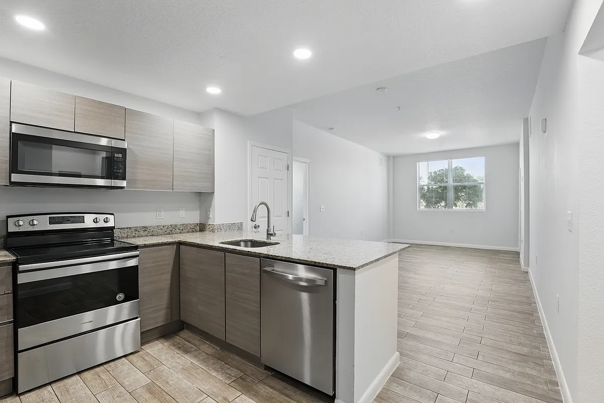 Building Photo - 800 Isaacville Dr #210