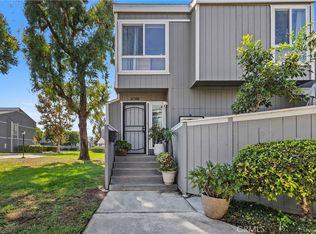 2730 W Segerstrom Ave UNIT D, Santa Ana, CA 92704