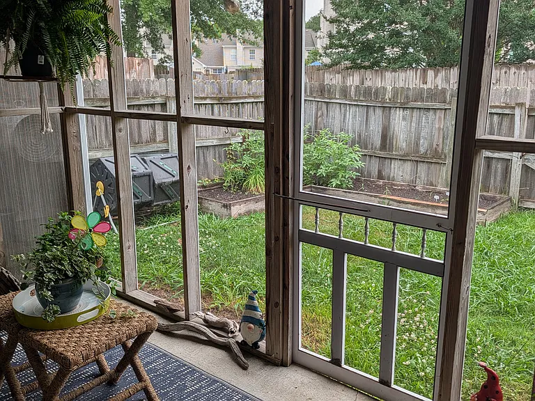 Saville Garden Way — Photo 8