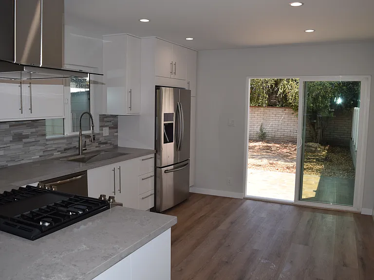 8848 Katherine Ave — Photo 23