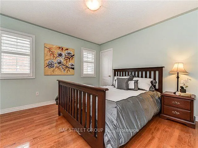 43 Larkmead Cres — Photo 12
