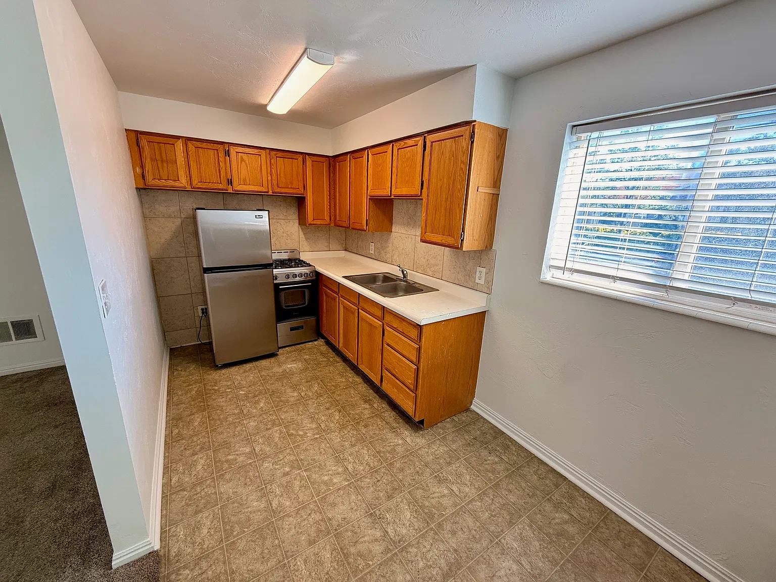 1 bed, 592 sqft, $900 — Photo 4