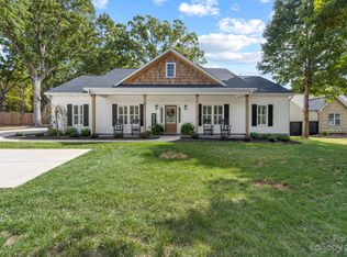 6216 King Wilkinson Rd, Denver, NC 28037