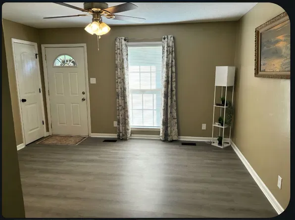 304 Bighorn Dr, Fayetteville, NC 28303