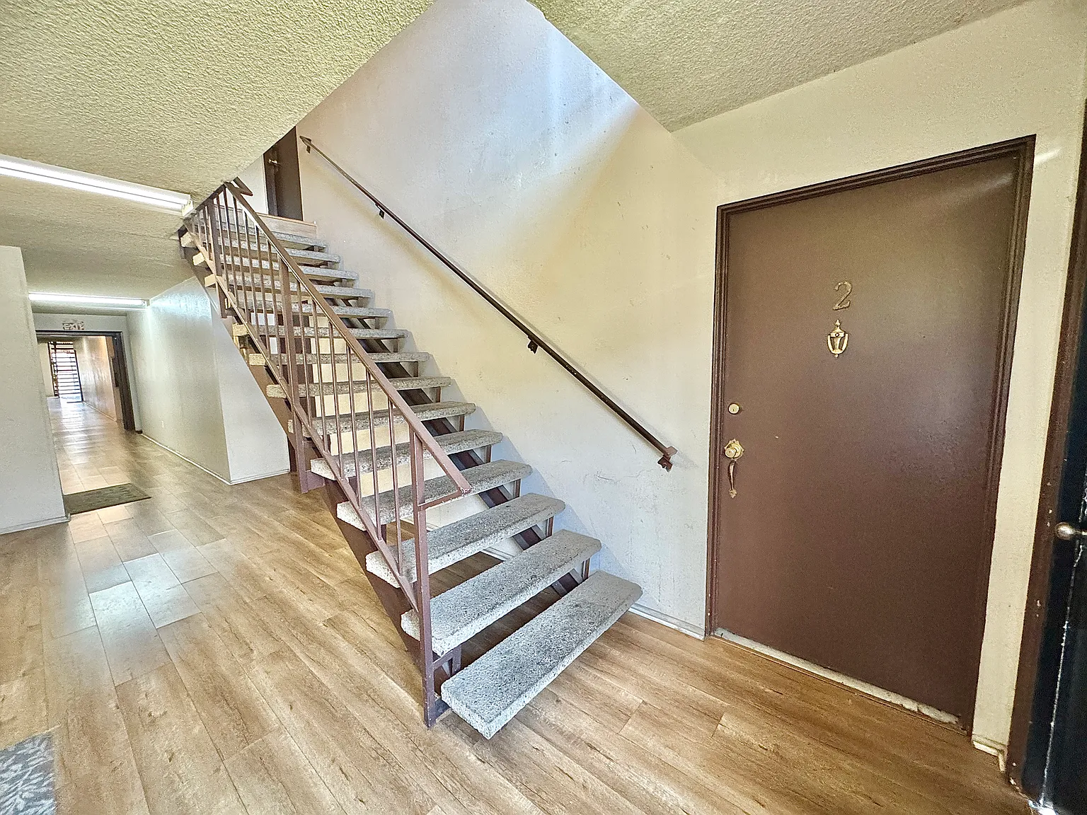 Studio, 450 sqft, $1,595 — Photo 2