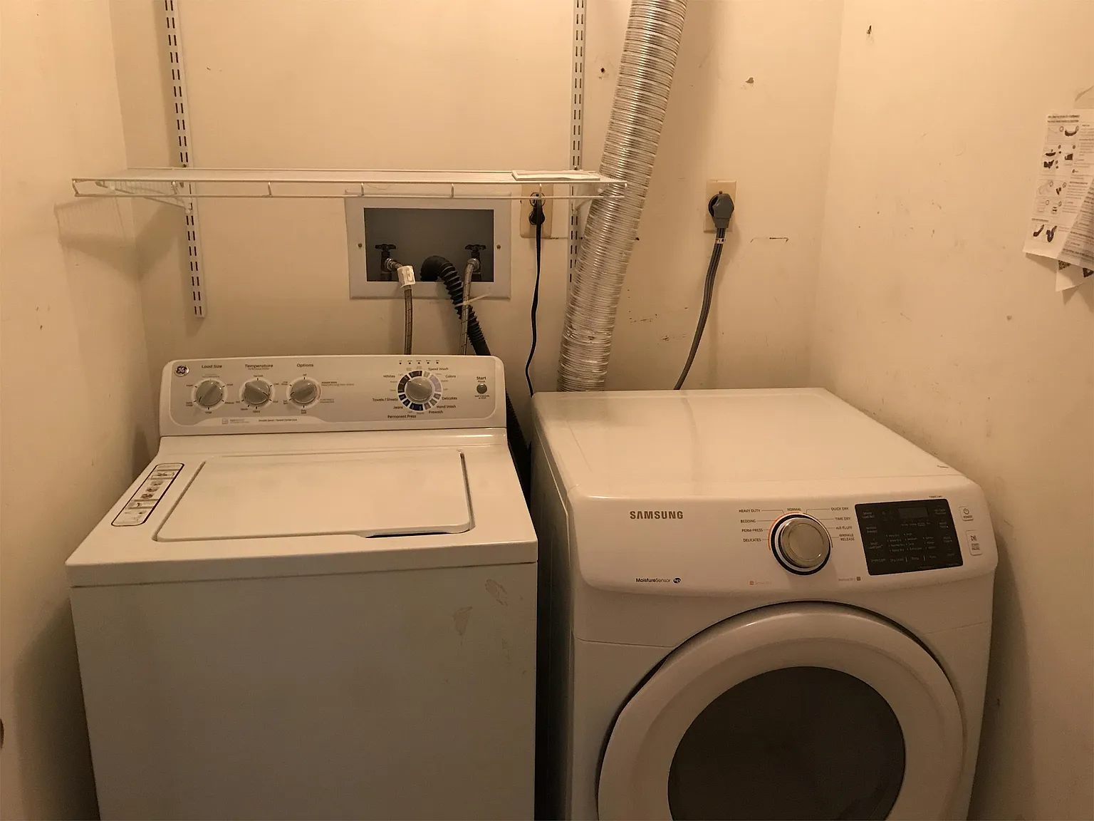 101 Renaissance Ln - 1 — Photo 3
