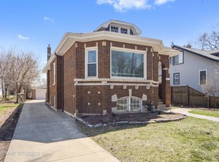 275 N Michigan Ave, Elmhurst, IL 60126