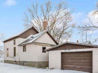 300 4th Ave, Menominee, MI 49858