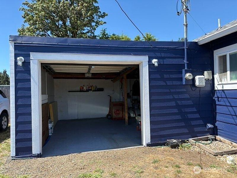 5th image of 535 N 11th