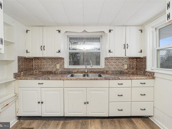 178 Church St, Hustontown, PA 17229