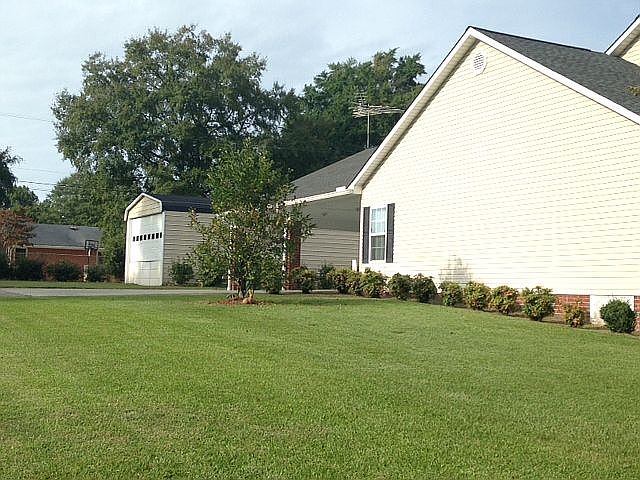2nd image of 112 W Welsh St