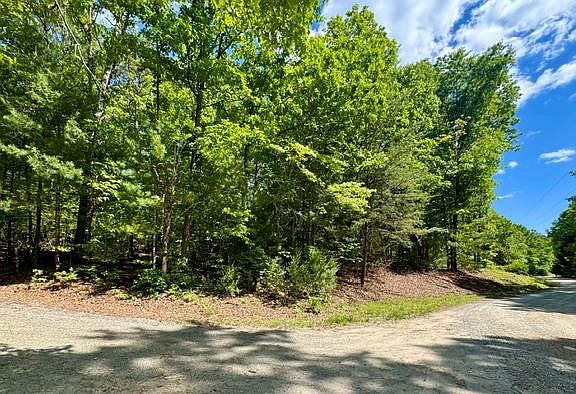 3rd image of 3 Rockridge Rd Lot 3