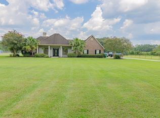 15196 Bluff Rd, Prairieville, LA 70769