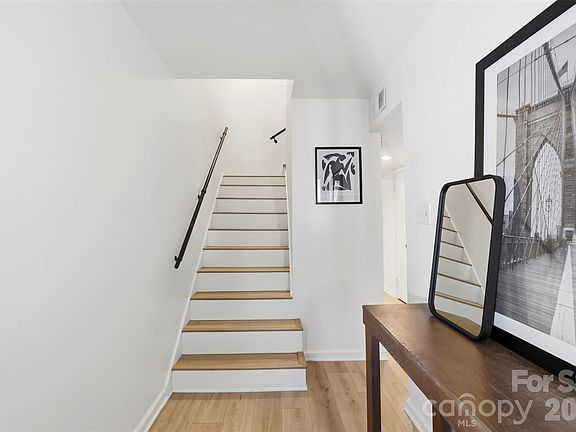 3rd image of 3703 Winding Creek Ln