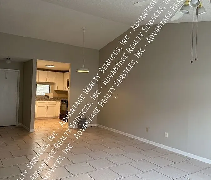 11411 Midfield Way — Photo 8
