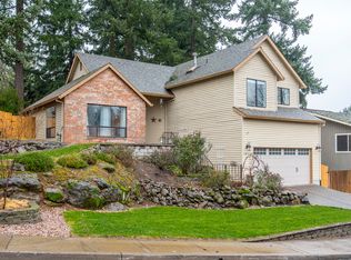 18150 Stonewood Dr, Gladstone, OR