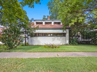 277 Nuttall Rd, Riverside, IL 60546
