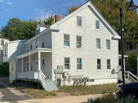 4th image of 31-33 1st St #33B