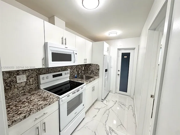 931 SW 82nd Ave #3 — Photo 14