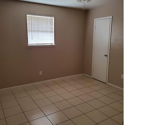 2nd image of 1400 N 16th St