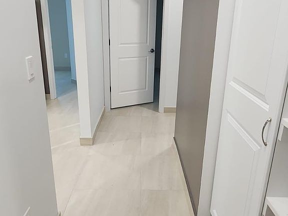 3rd image of 5801 Quail Ave
