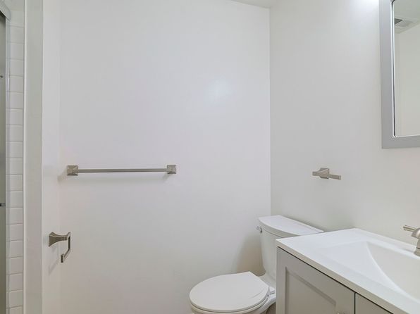 106 Cartwheel Ct APT 23