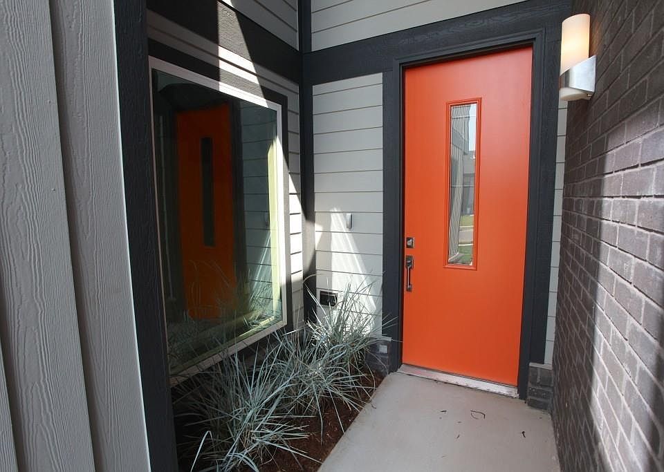 1st image of 2216 Bretton Ln