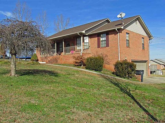 5th image of 5711 Charlene Dr