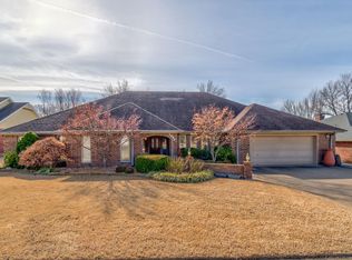 2633 Regency Rd, Bartlesville, OK 74006