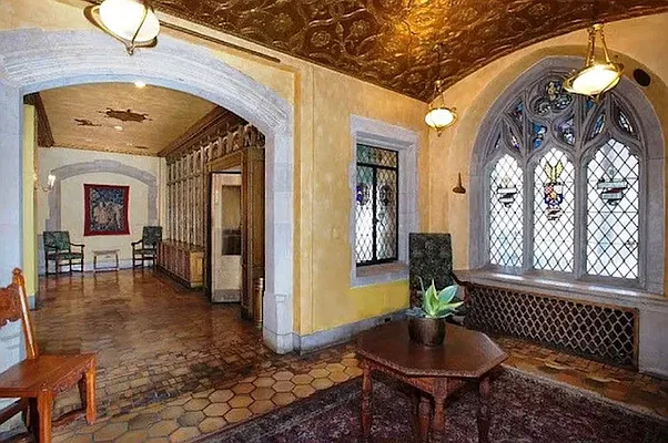 Rented by Corcoran | media 8