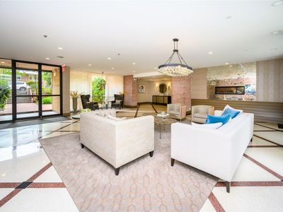 20 Canterbury Road #2G, Great Neck, NY, 11021