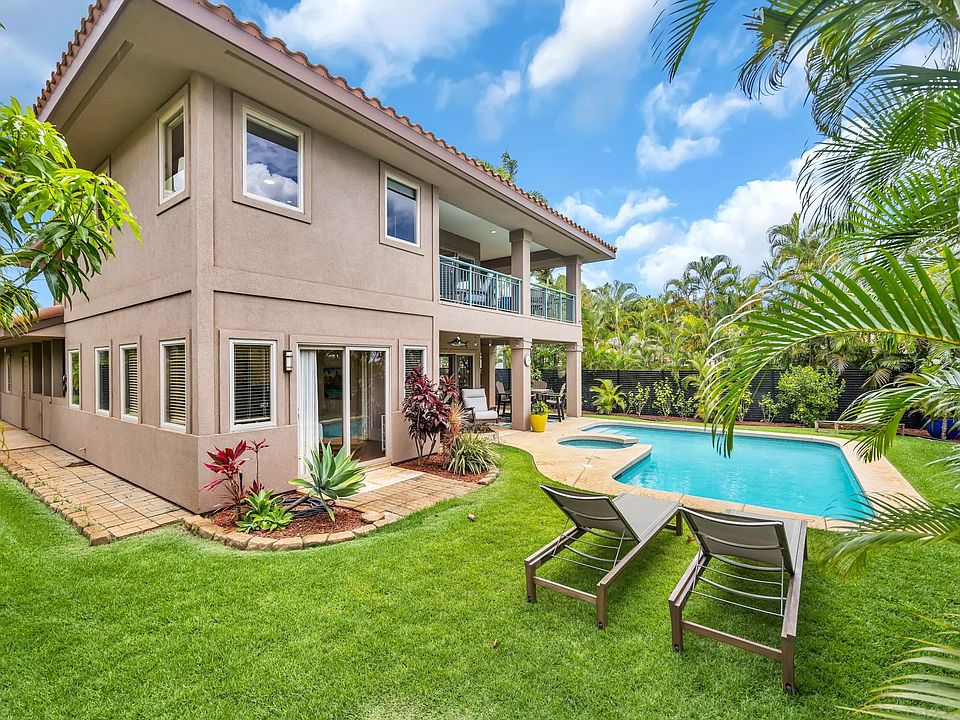 1st image of 390 Pualoa Nani Pl