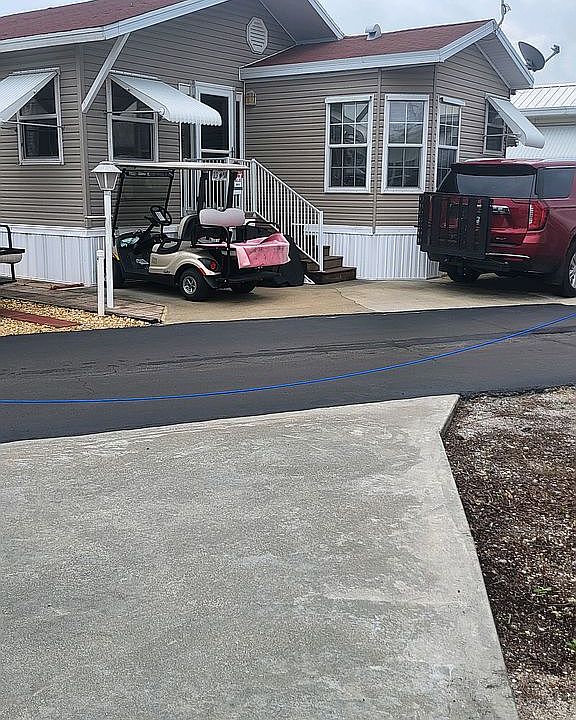 2nd image of 121 Small Mouth Ln NE