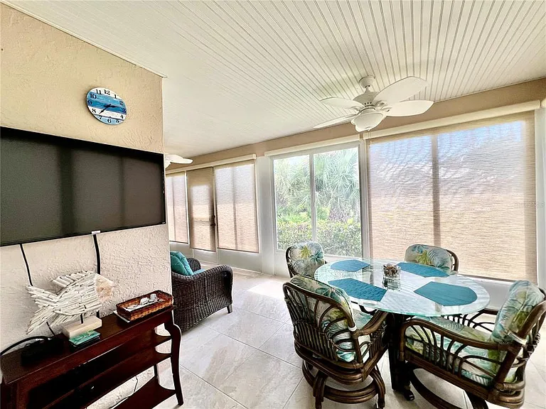 1010 Islamorada Blvd — Photo 5