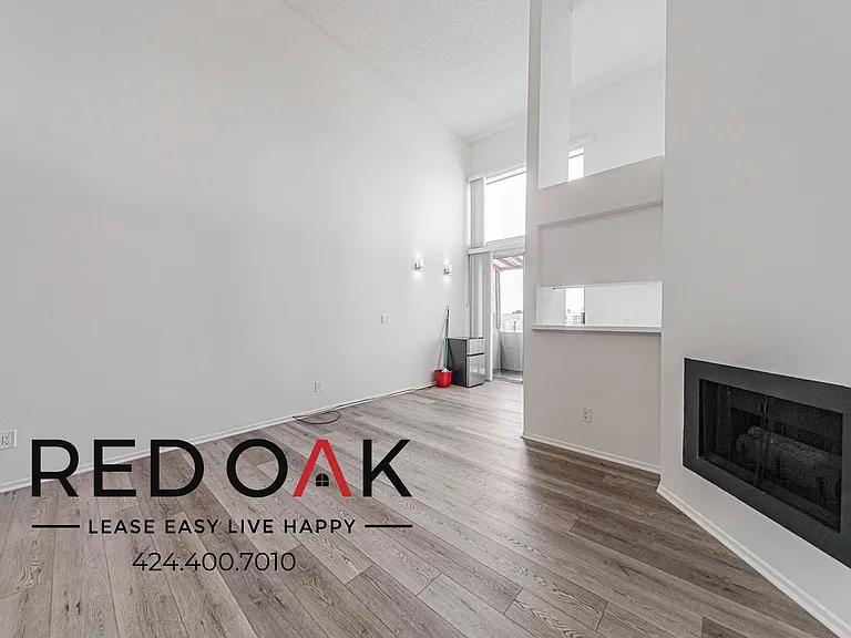 8309 Cedros Ave #308 — Photo 6