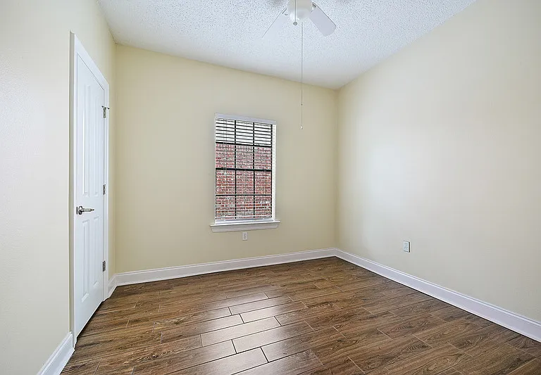 17418 Deer Lake Ave — Photo 7