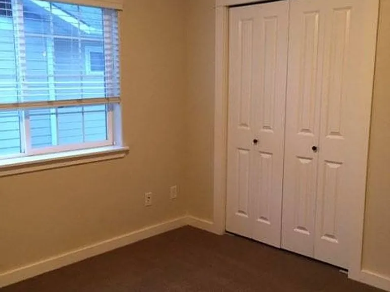 2220 Baxter Ln #6 — Photo 6