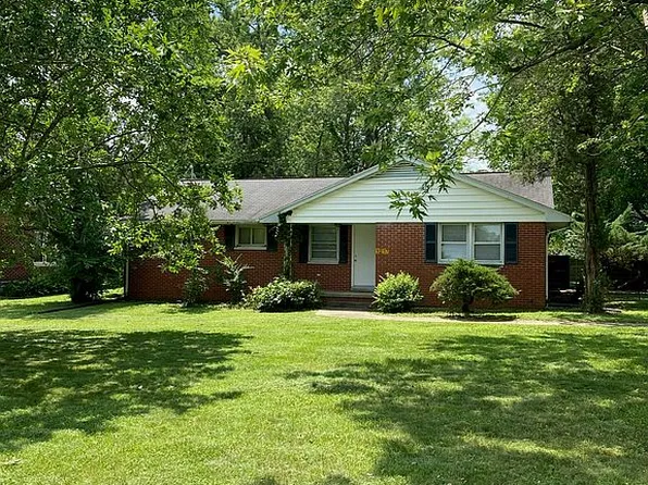 1217 W Freeman St, Carbondale, IL 62901