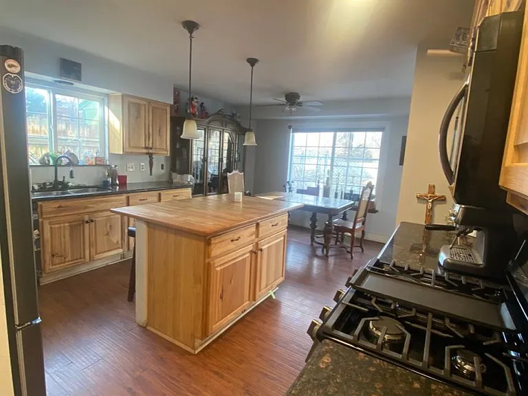 845 Isis Ct — Photo 10
